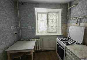 2-к квартира, вторичка, 43м2, 1/5 этаж