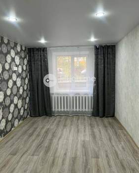 2-к квартира, вторичка, 40м2, 1/5 этаж