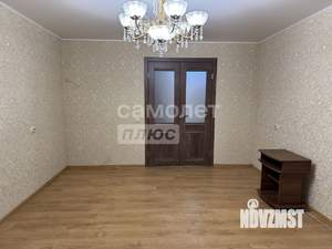 3-к квартира, вторичка, 61м2, 1/5 этаж