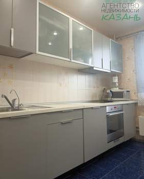 2-к квартира, вторичка, 63м2, 10/16 этаж