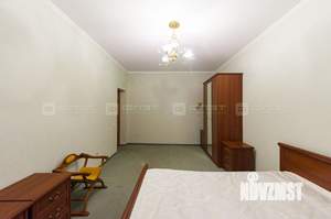 4-к квартира, вторичка, 201м2, 1/5 этаж