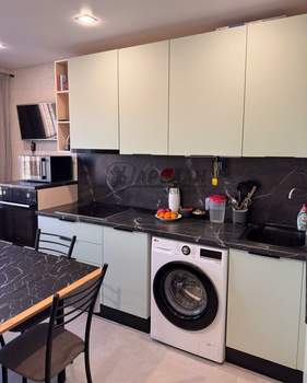 2-к квартира, вторичка, 64м2, 10/16 этаж