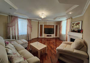2-к квартира, вторичка, 74м2, 7/10 этаж