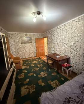 2-к квартира, вторичка, 46м2, 1/5 этаж