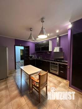 4-к квартира, вторичка, 120м2, 2/10 этаж