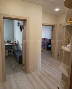 2-к квартира, вторичка, 65м2, 1/9 этаж