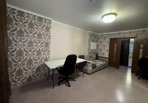 2-к квартира, вторичка, 65м2, 2/18 этаж