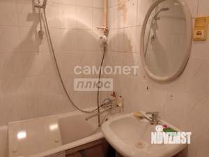 2-к квартира, вторичка, 42м2, 1/3 этаж