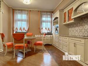 3-к квартира, вторичка, 153м2, 4/5 этаж