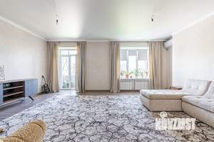 3-к квартира, вторичка, 221м2, 6/7 этаж