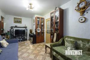 2-к квартира, вторичка, 42м2, 1/5 этаж