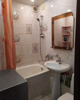 2-к квартира, вторичка, 42м2, 4/5 этаж