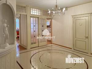 3-к квартира, вторичка, 153м2, 4/5 этаж