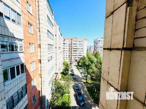 3-к квартира, вторичка, 65м2, 6/9 этаж