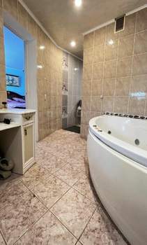 2-к квартира, вторичка, 111м2, 5/15 этаж