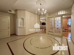 3-к квартира, вторичка, 153м2, 4/5 этаж