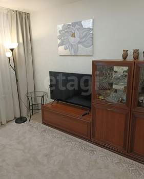 2-к квартира, вторичка, 43м2, 1/9 этаж