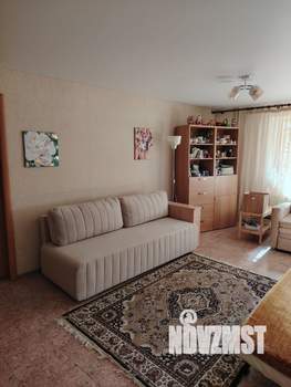 2-к квартира, вторичка, 54м2, 1/9 этаж