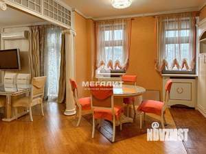 3-к квартира, вторичка, 153м2, 4/5 этаж