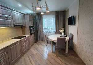2-к квартира, вторичка, 60м2, 3/17 этаж