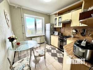 3-к квартира, вторичка, 63м2, 8/9 этаж
