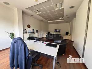 3-к квартира, вторичка, 171м2, 1/4 этаж