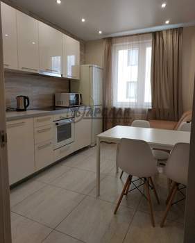 3-к квартира, вторичка, 78м2, 17/19 этаж
