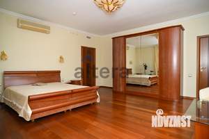 4-к квартира, вторичка, 223м2, 4/5 этаж