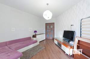 2-к квартира, вторичка, 65м2, 2/9 этаж