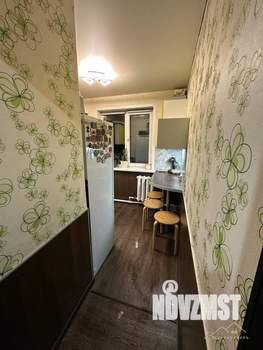 3-к квартира, вторичка, 56м2, 2/2 этаж