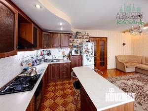 3-к квартира, вторичка, 100м2, 10/10 этаж