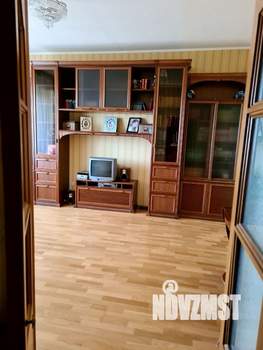 4-к квартира, вторичка, 140м2, 8/10 этаж