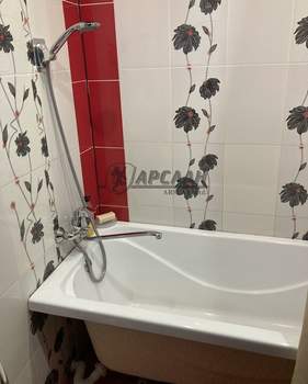 3-к квартира, вторичка, 62м2, 6/9 этаж