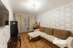 2-к квартира, вторичка, 43м2, 1/5 этаж