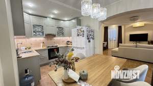3-к квартира, вторичка, 82м2, 3/8 этаж