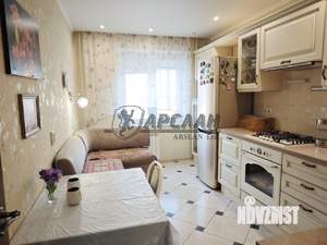 2-к квартира, вторичка, 58м2, 8/9 этаж