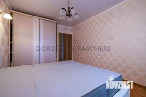 2-к квартира, вторичка, 64м2, 8/10 этаж