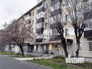 2-к квартира, вторичка, 43м2, 3/5 этаж