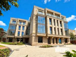 3-к квартира, вторичка, 107м2, 2/4 этаж