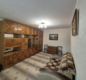 2-к квартира, вторичка, 54м2, 1/9 этаж