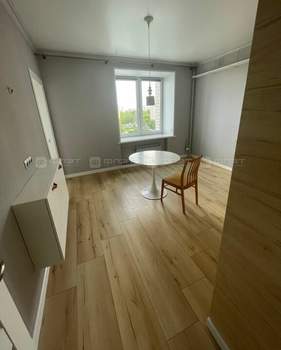 3-к квартира, вторичка, 93м2, 6/10 этаж