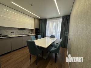 3-к квартира, вторичка, 82м2, 3/18 этаж