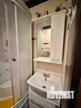 4-к квартира, вторичка, 62м2, 5/5 этаж