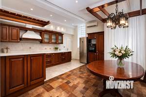 3-к квартира, вторичка, 161м2, 8/8 этаж