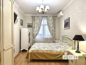 3-к квартира, вторичка, 128м2, 1/10 этаж