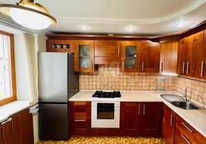 4-к квартира, вторичка, 74м2, 3/10 этаж