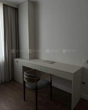 4-к квартира, вторичка, 188м2, 10/14 этаж