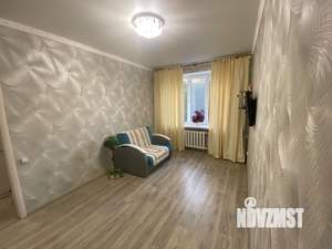 3-к квартира, вторичка, 65м2, 2/4 этаж