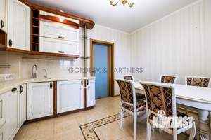 2-к квартира, вторичка, 64м2, 8/10 этаж