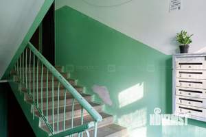 2-к квартира, вторичка, 42м2, 1/5 этаж